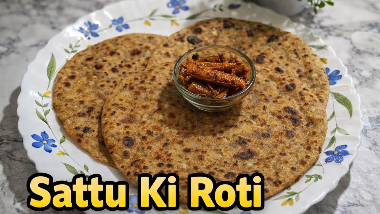 Desi Swad: Garma-Garam Sattu Ki Roti 😋 @FoodFantastik 