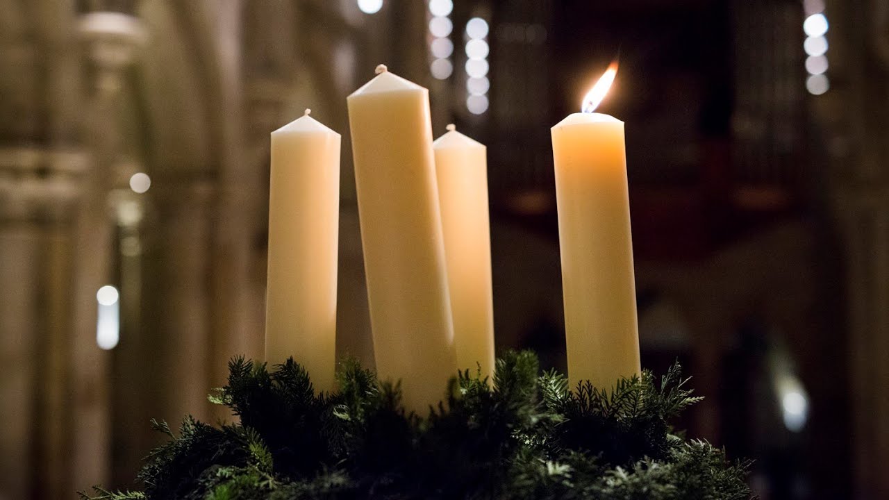 Adventi gyertyagyújtás advent 1. vasárnapján a pannonhalmi bazilikában