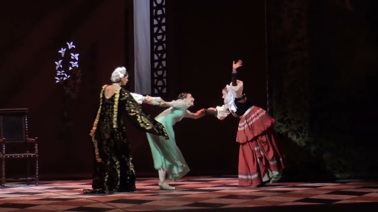 Svetlana Zakharova in ballet Romeo and Juliet