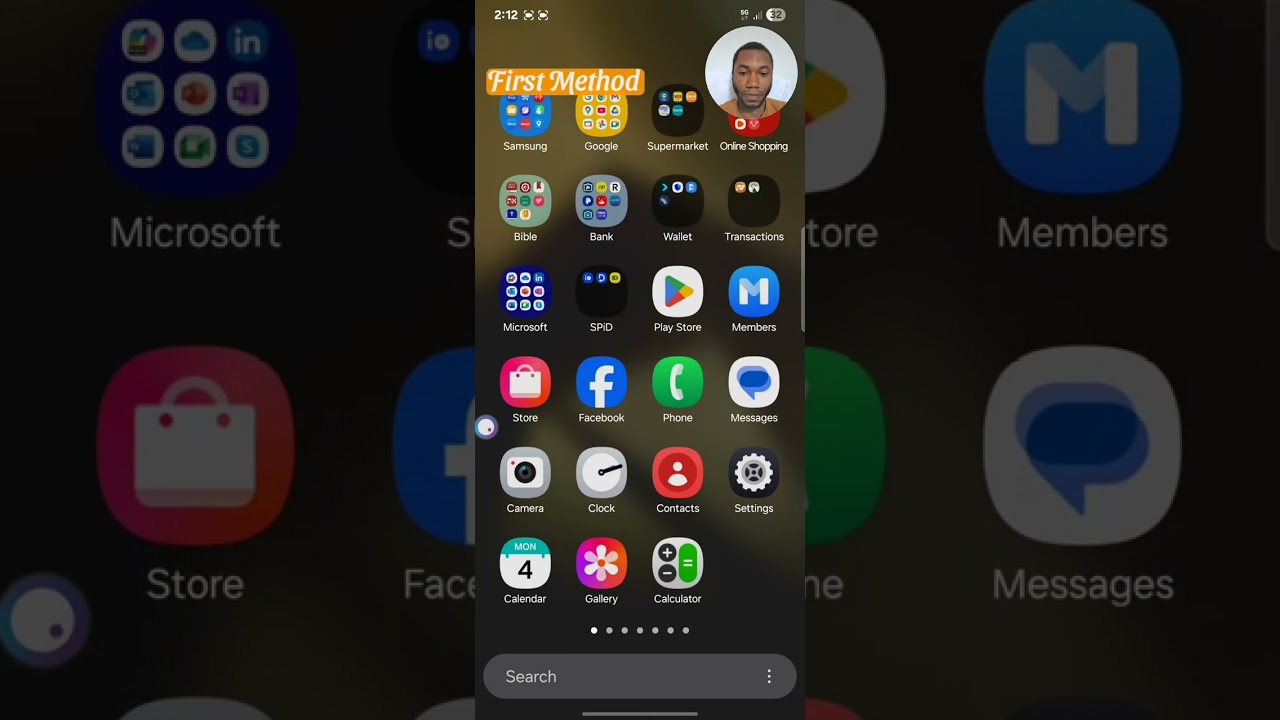 One-hand mode for easy use #technology #samsung 