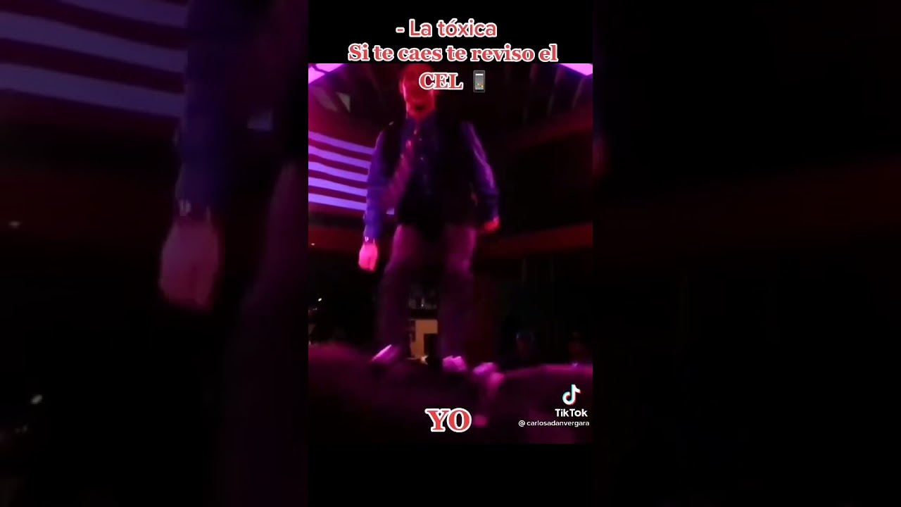 si te caes te reviso el celular