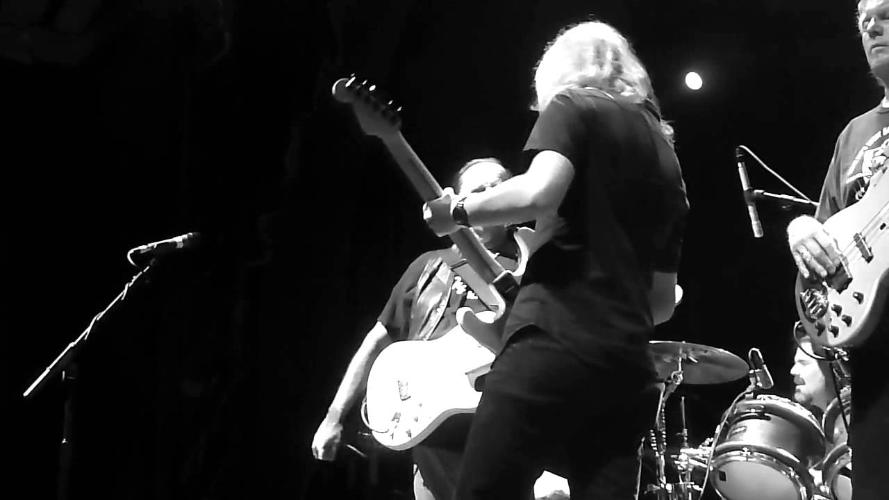 Sam Coulson sits in with Walter Trout
