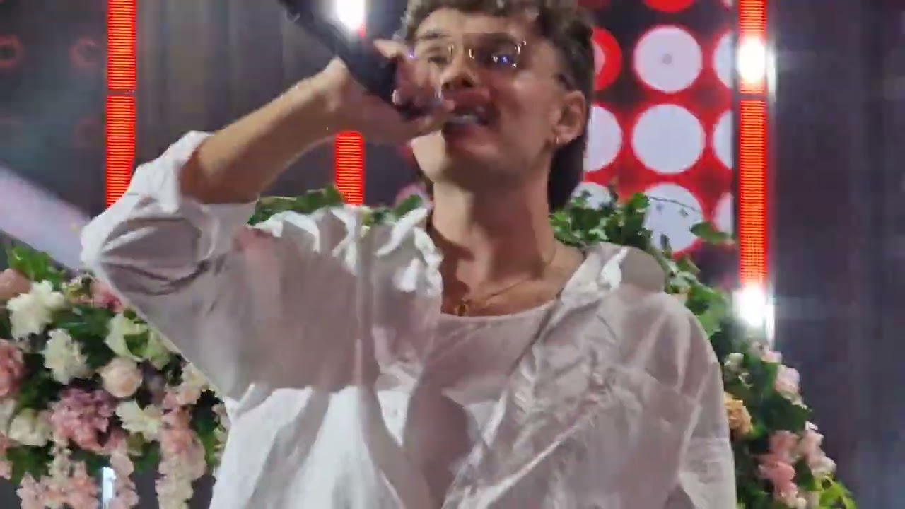 RONNIE FERRARI - CHCIAŁBYM BYĆ. Festiwal weselnych przebojów Mrągowo 2025.