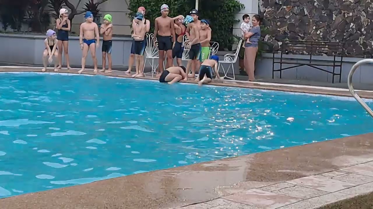 @new politan swimming @training 