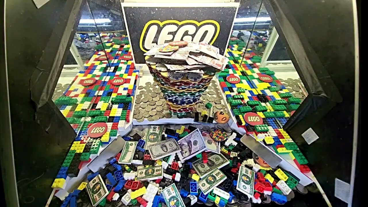 LEGO МОИ ДЕНЬГИ! MVB: ЧЕЛОВЕК ПРОТИВ КИРПИЧА: