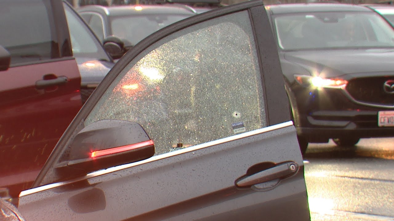 Vehicle struck by gunfire on southbound I-5 in Seattle during evening commute