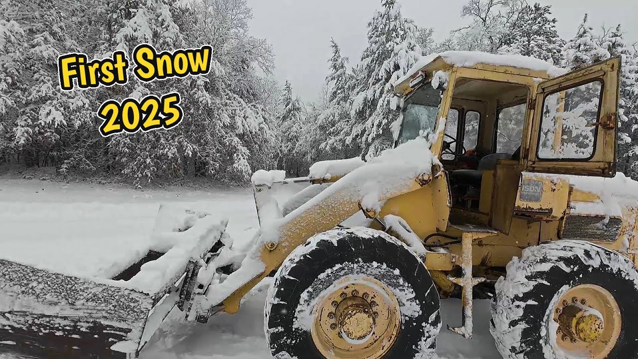 Первый зимний взрыв 2025 года! Северный Висконсин завален снегом | Payloader против зимы