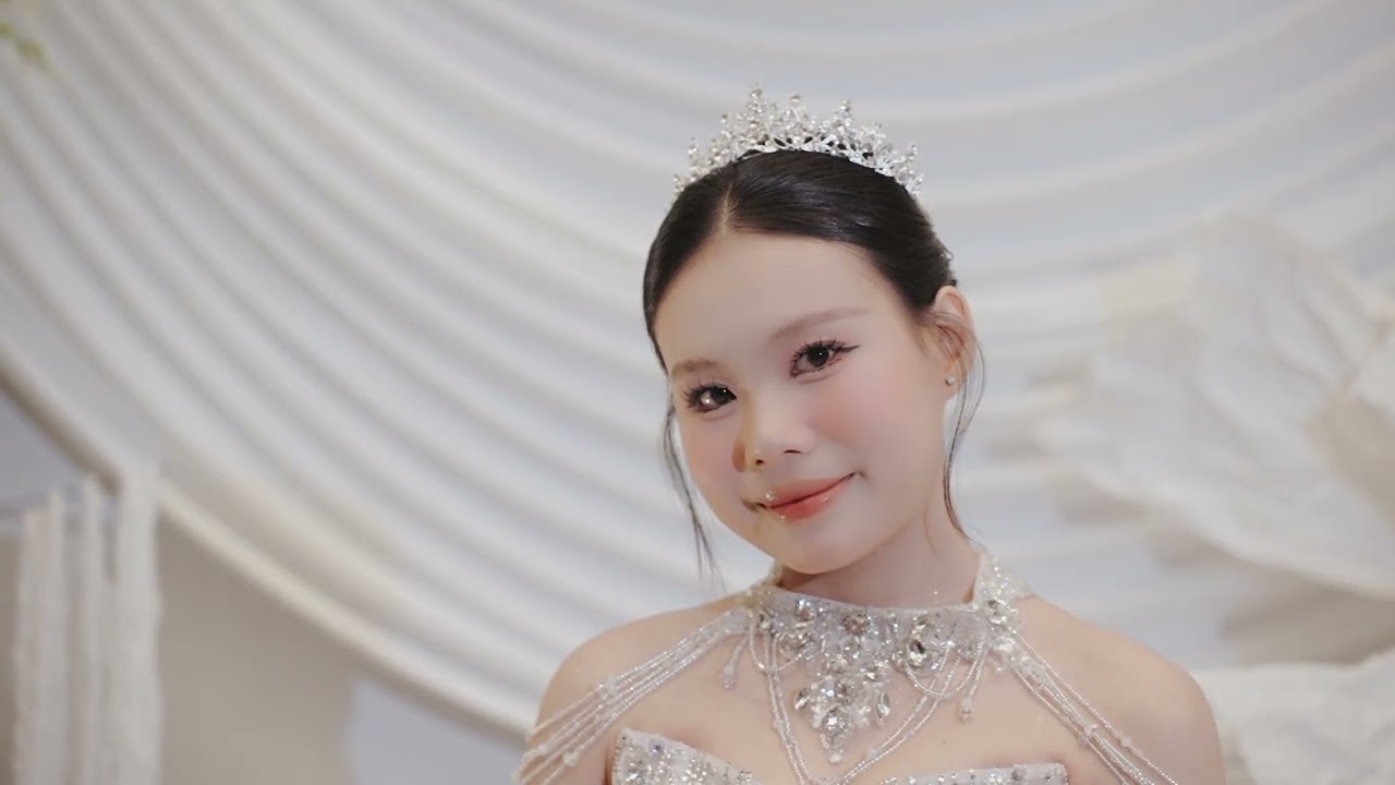Đám cưới con trai tôi 2025