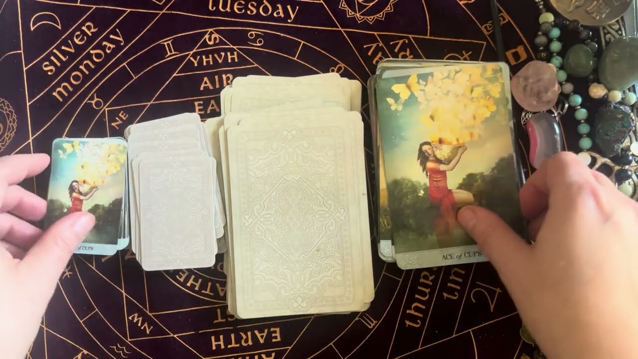 Tarot of the Mystical Moments x2-Standard version and teeny,wee version 🌸Flipthrough,comparison