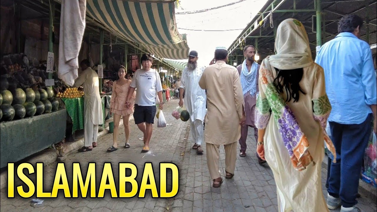 Itwar Bazaar Islamabad 🇵🇰 | Cheapest Sunday Market Tour in 4K | Walking Tour 2025