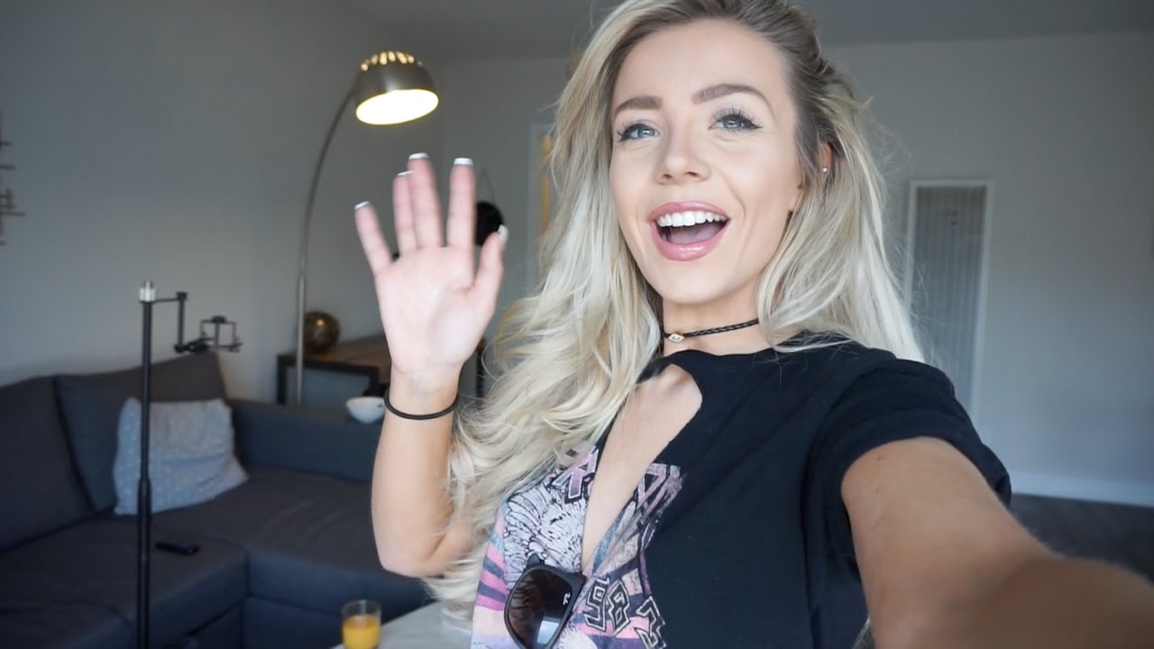 FIRST EVER VLOG!! LA APARTMENT TOUR