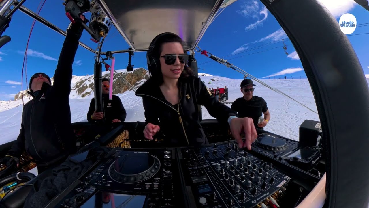 Amber Broos @ Tomorrowland Winter 2025 | Zephyr set