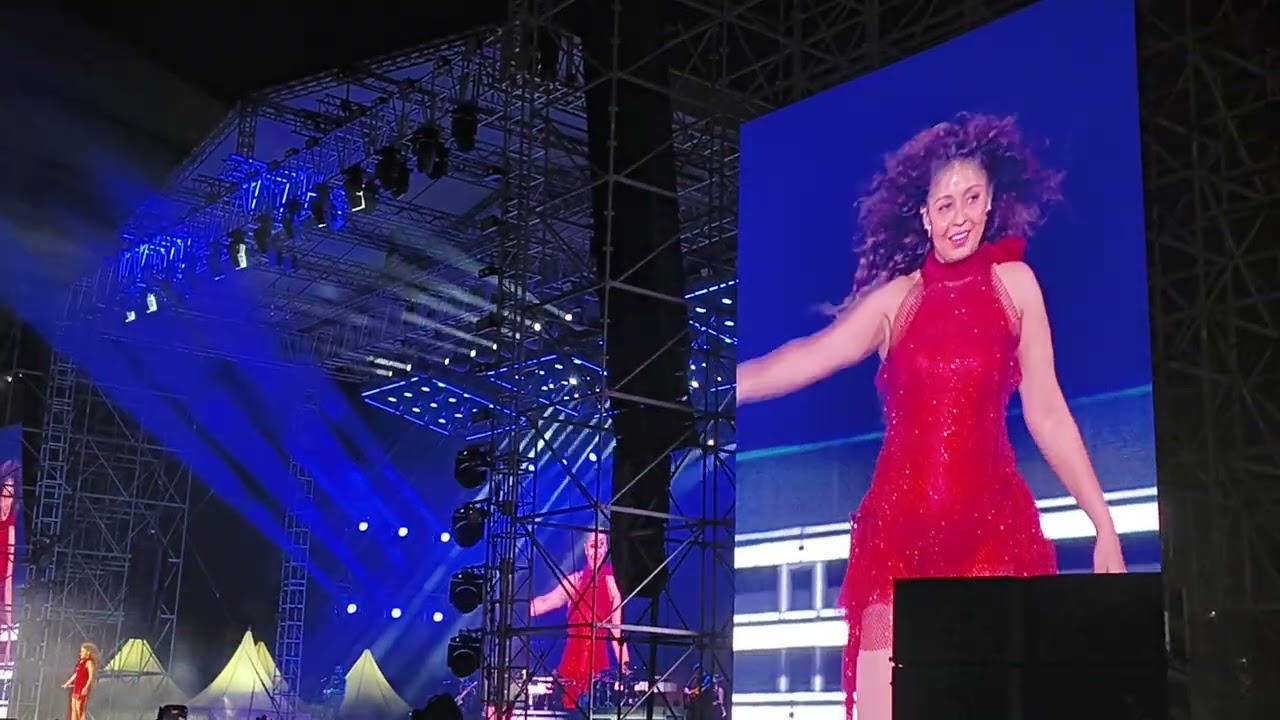 Sunidhi Chauhan Live Concert #trending #sunidhichauhan #sunidhichauhanlive #live 