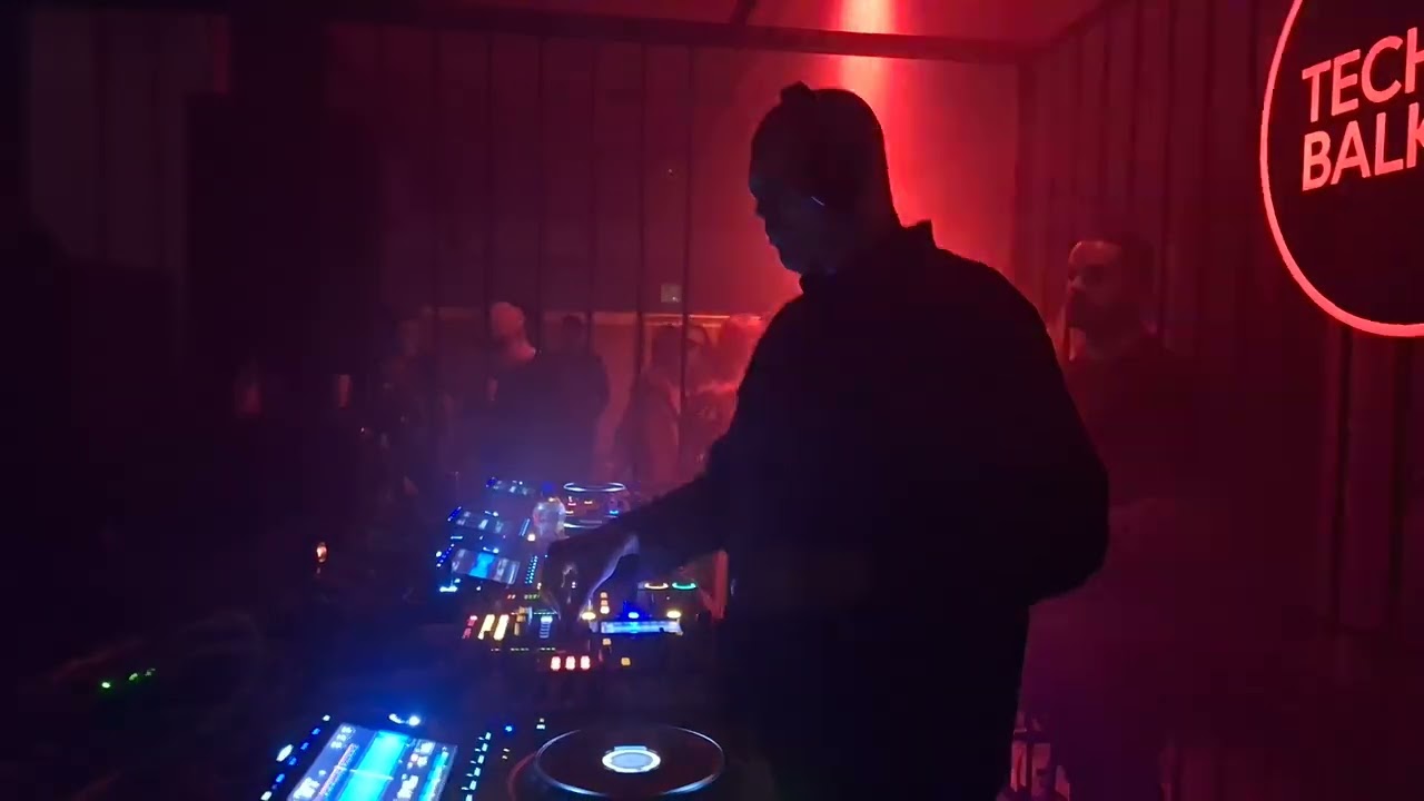 TECHNO BALKON DJ RUSH