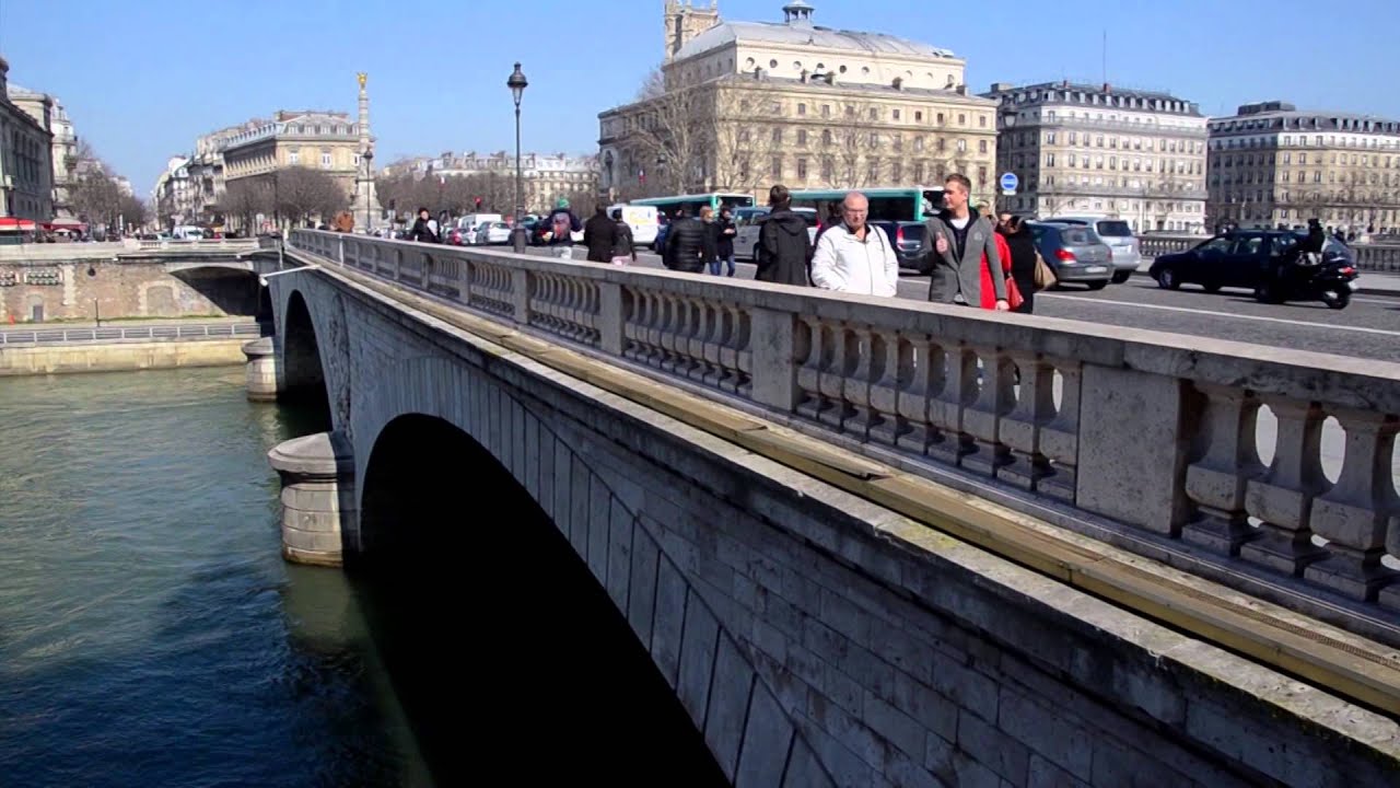 Vivre en France Париж