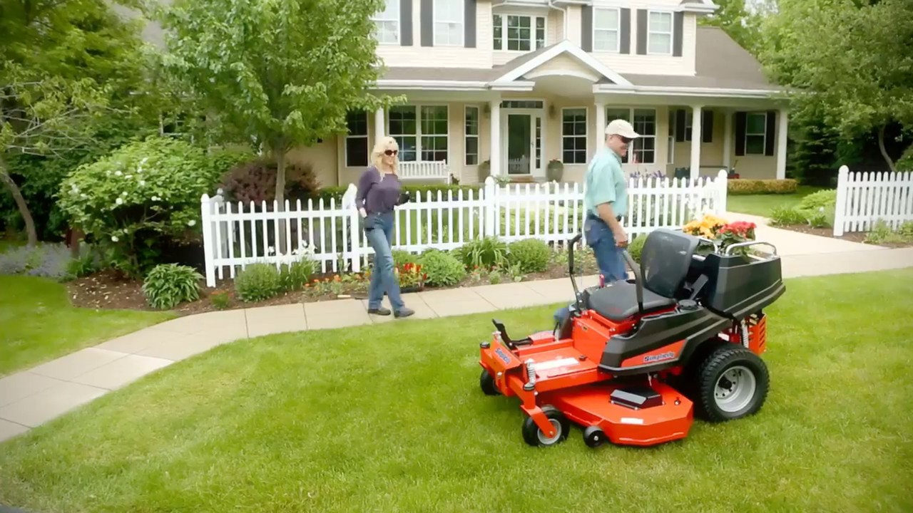 Tracteur tondeuse autoportée Simplicity COURIER™ ZERO TURN MOWER  SEE IT IN ACTION