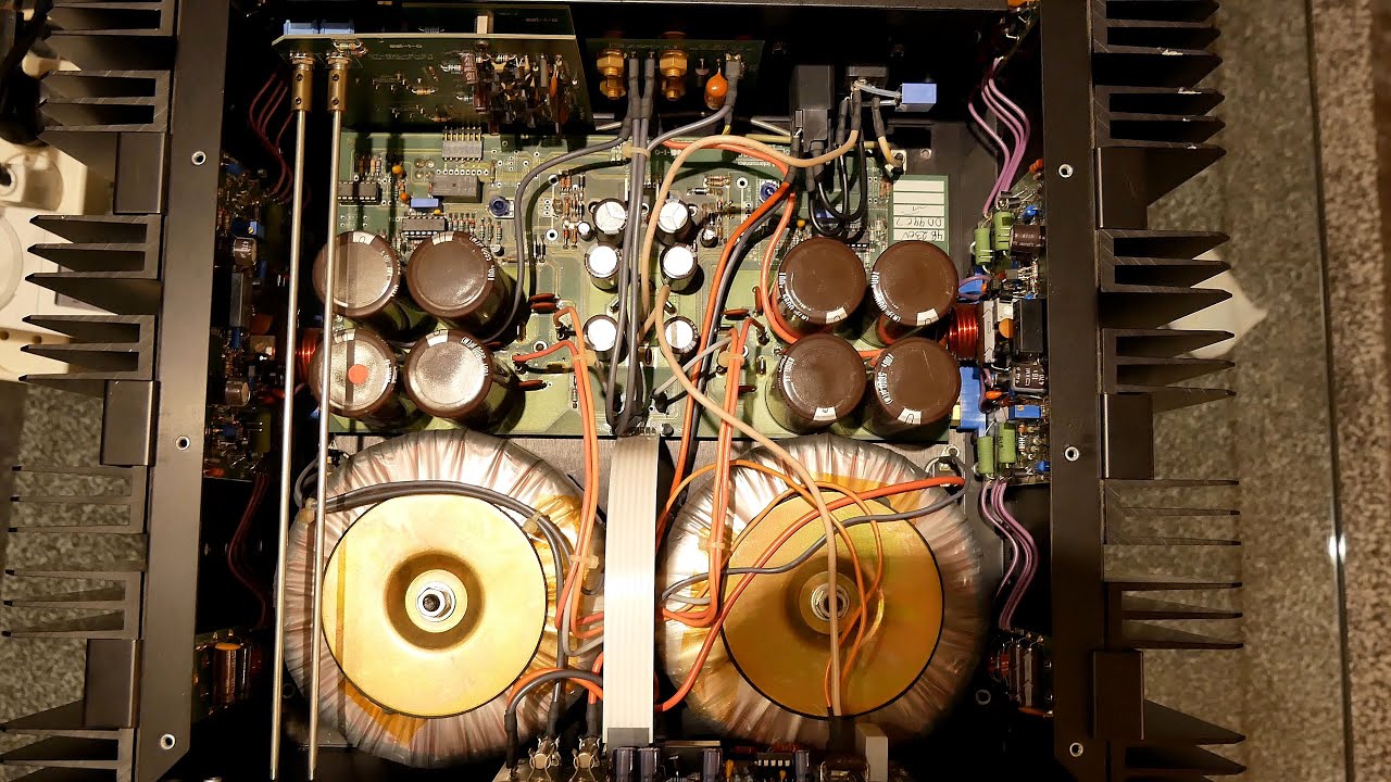 Bryston 4B-ST The incredible monster with true audiophile sound. Don't judge a book by its cover