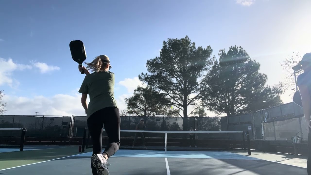 Wendy & Sherrie vs Kelley & Ann