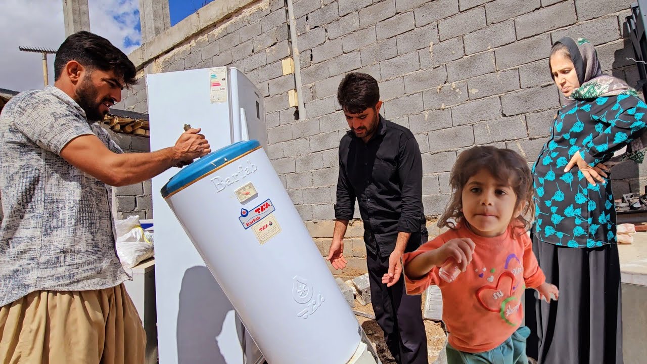 A documentary about the lives of Sajjad and Rahela and the installation of a water heater and sink 
