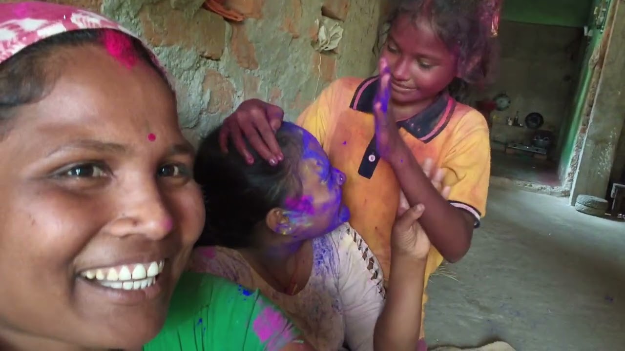 Happy holi ମୋ ସାଙ୍ଗ ମାନେ ସମସ୍ତେ ଭଲରେ ରୁହ
