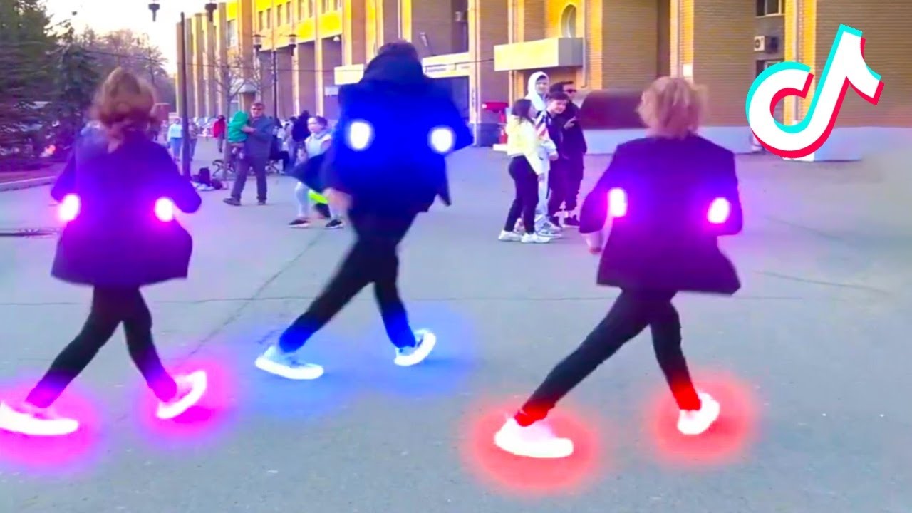 Шаффл Баттл 😎🔥 WHO IS BEST DANCER 🤔🔥 NEON MODE TUZELITY SHUFFLE DANCE #99