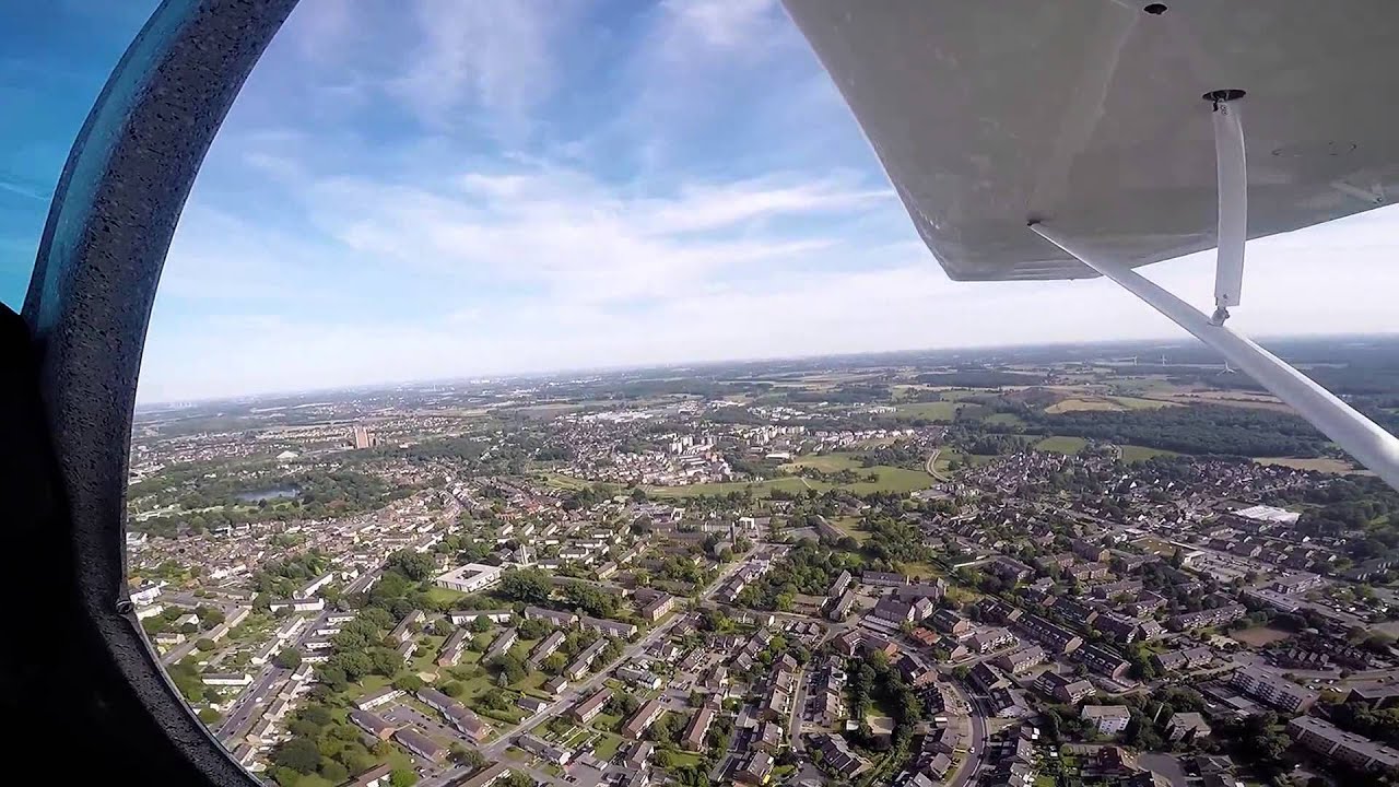 Kamp - Lintfort von oben (Rundflug)