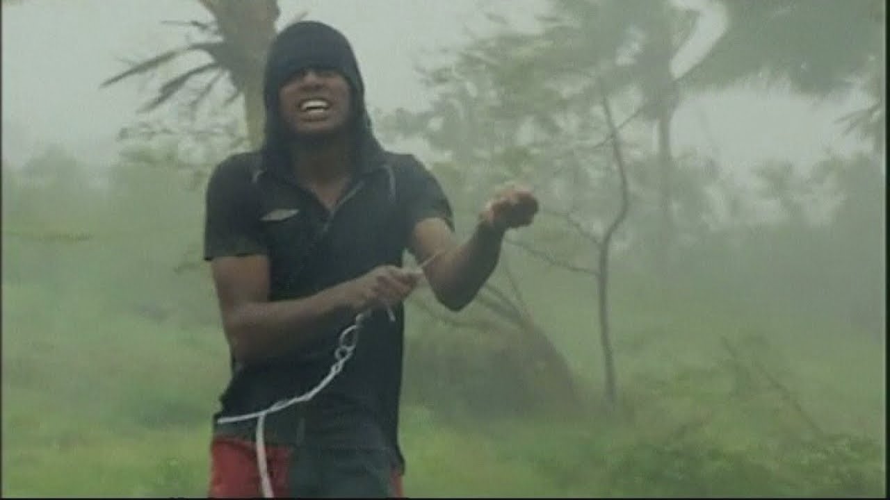 Ferocious Cyclone Evan hits Fiji