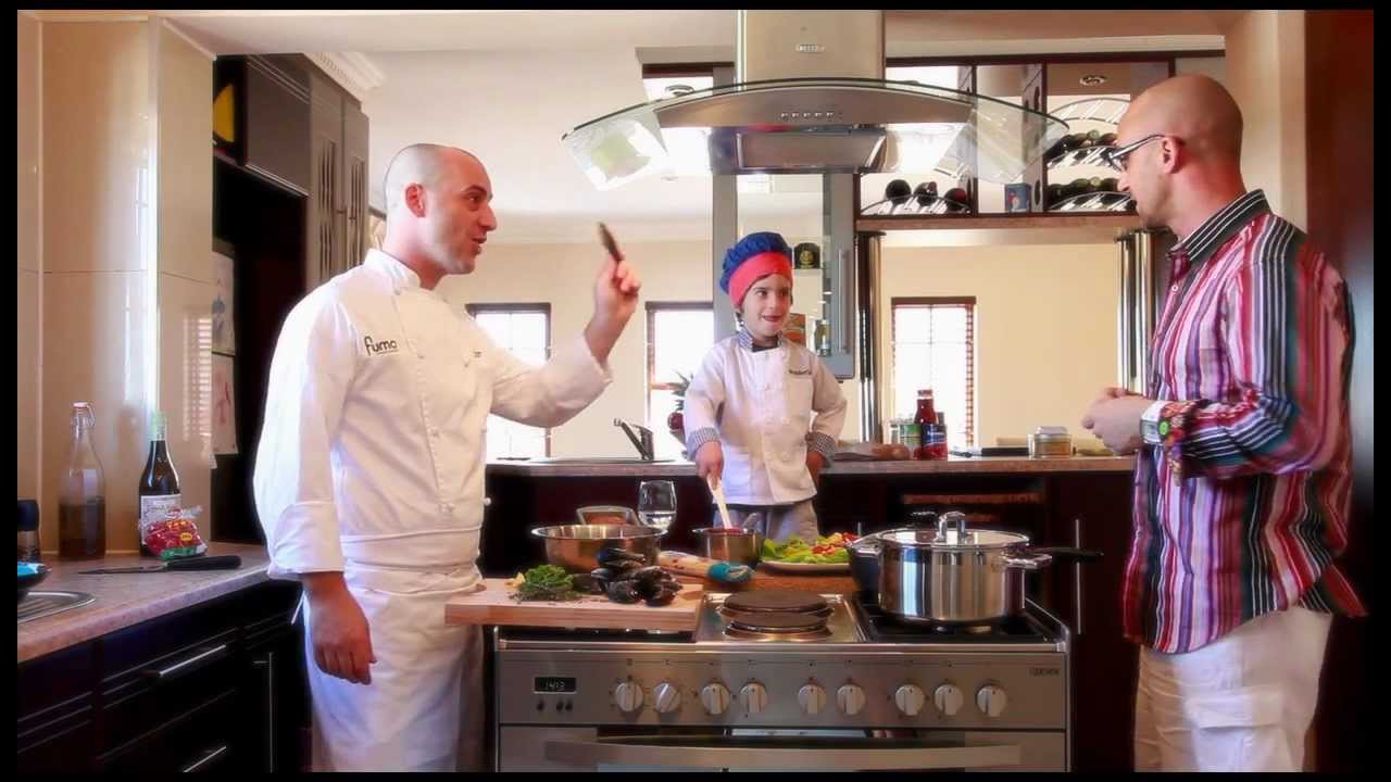 Chef Claudio Uccello  - Episode 2 - Spaghetti with Mussels