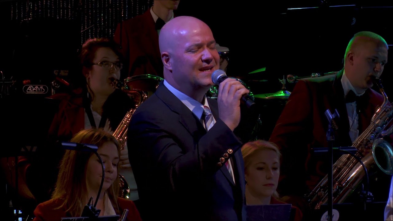 Over the Rainbow by Harold Arlen/ Yip Harburg, arr Warren Barker