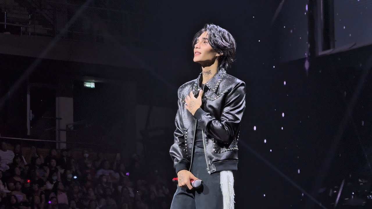 แค่เธอ (Why Don't You Stay) - JEFF SATUR | RED GIANT CONCERT | KinnPorsche The Series | 2025.05.03