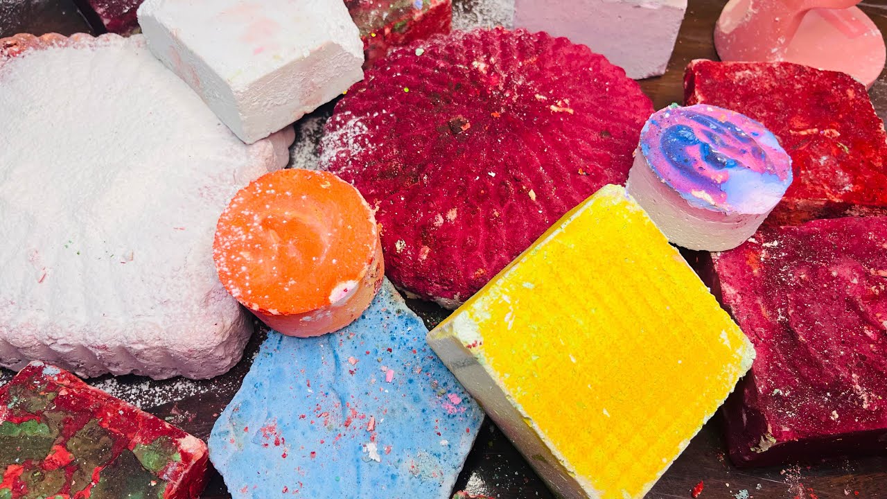 🤩Red Dyed chalk + White & Many More