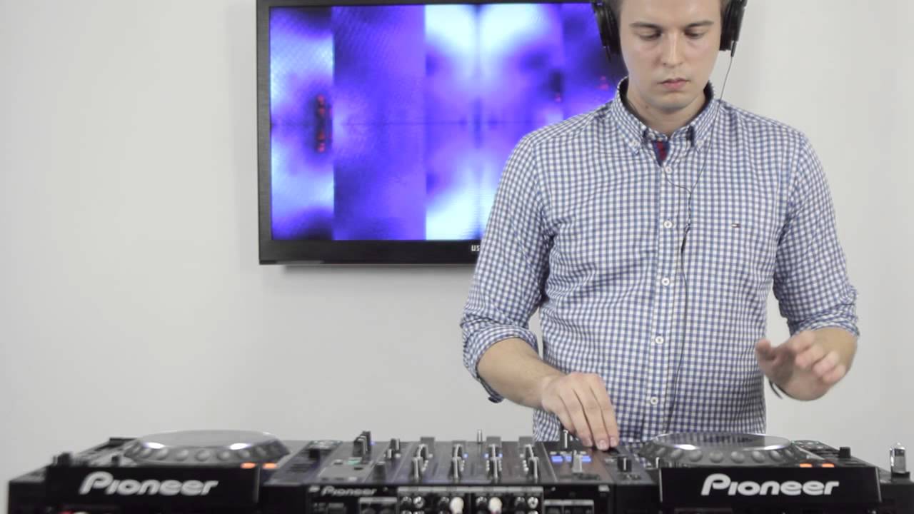 Vinyl - WSDJ Studio Workshop Video DJ Set