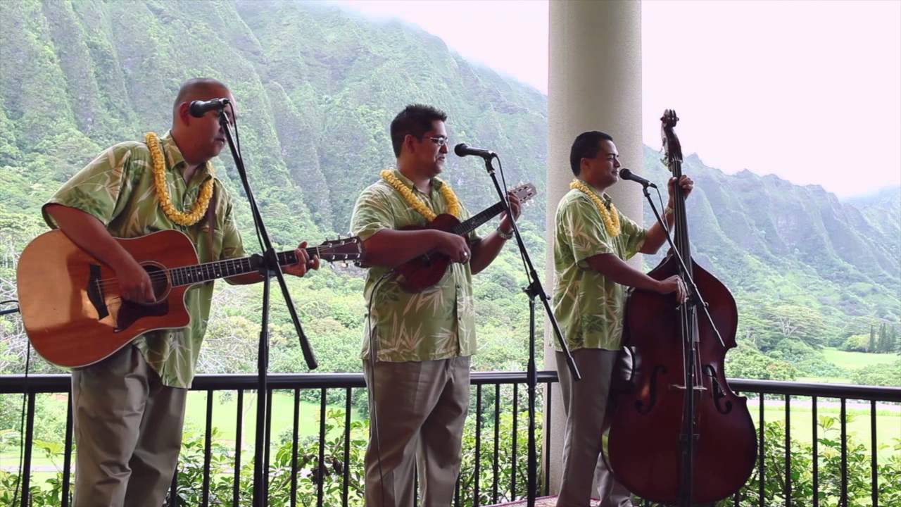 Holunape - Ka Hui Holo Pa'u / Holo Lio (HiSessions.com Acoustic Live!)