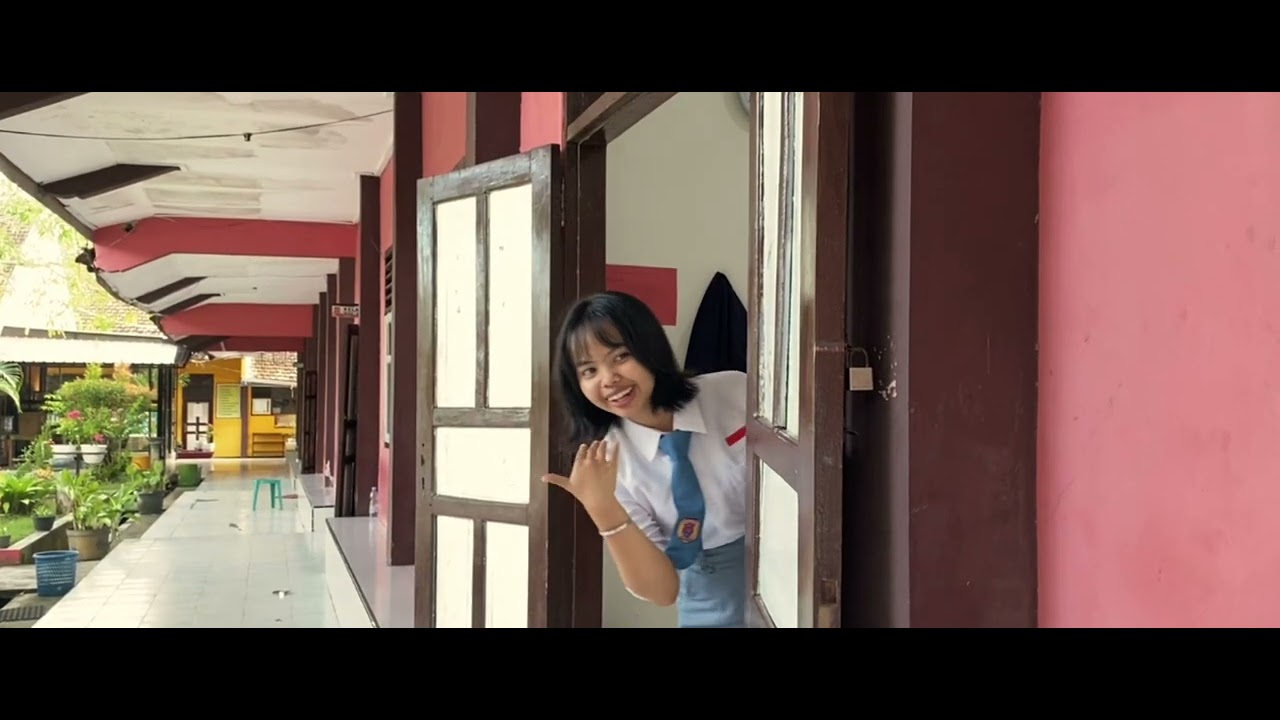 Tugas Music Video 