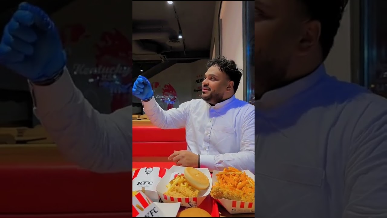 يوميات عائله ملسوعه ، صدع من الاجتماع جاء ياخذ قهوه😹💔💔
