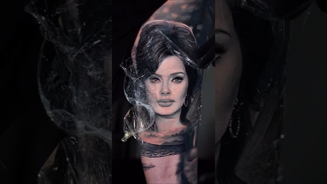 Beautiful realism tattoo by artist: @@mirkoponti_ #tattooartist #beardedmoney #tattooist