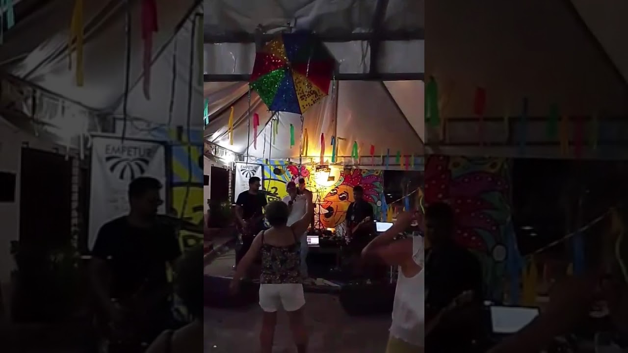 Cantor Márcio Aleh,  01 de Fevereiro/2026, Bloco Vitória Ceci em folia da Cohab/Ibura -Recife - PE.