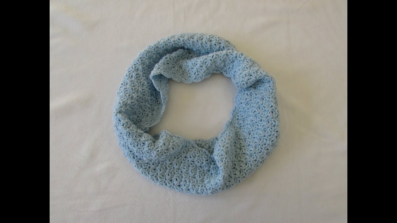 How to crochet a pretty shell stitch cowl / infinity scarf / snood