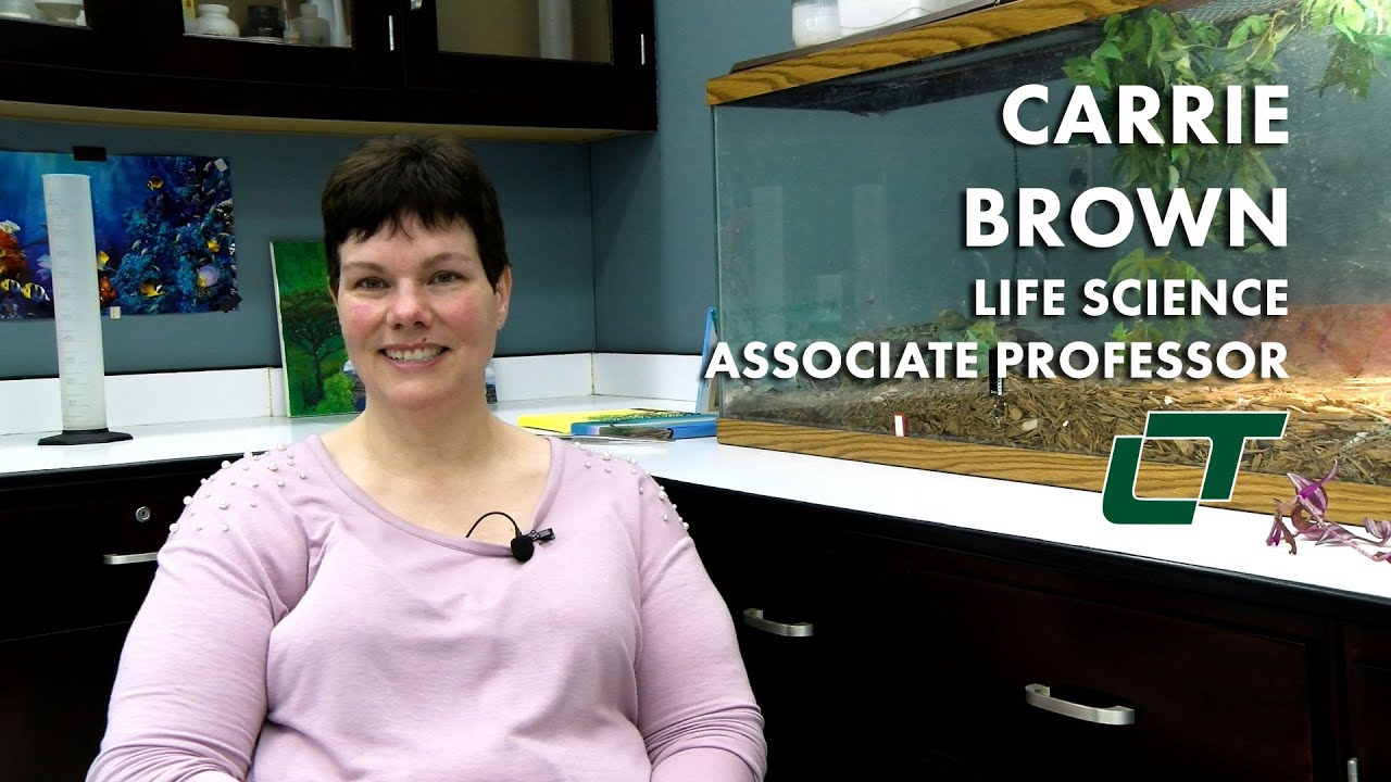 Carrie Brown | Life Science Associate Professor