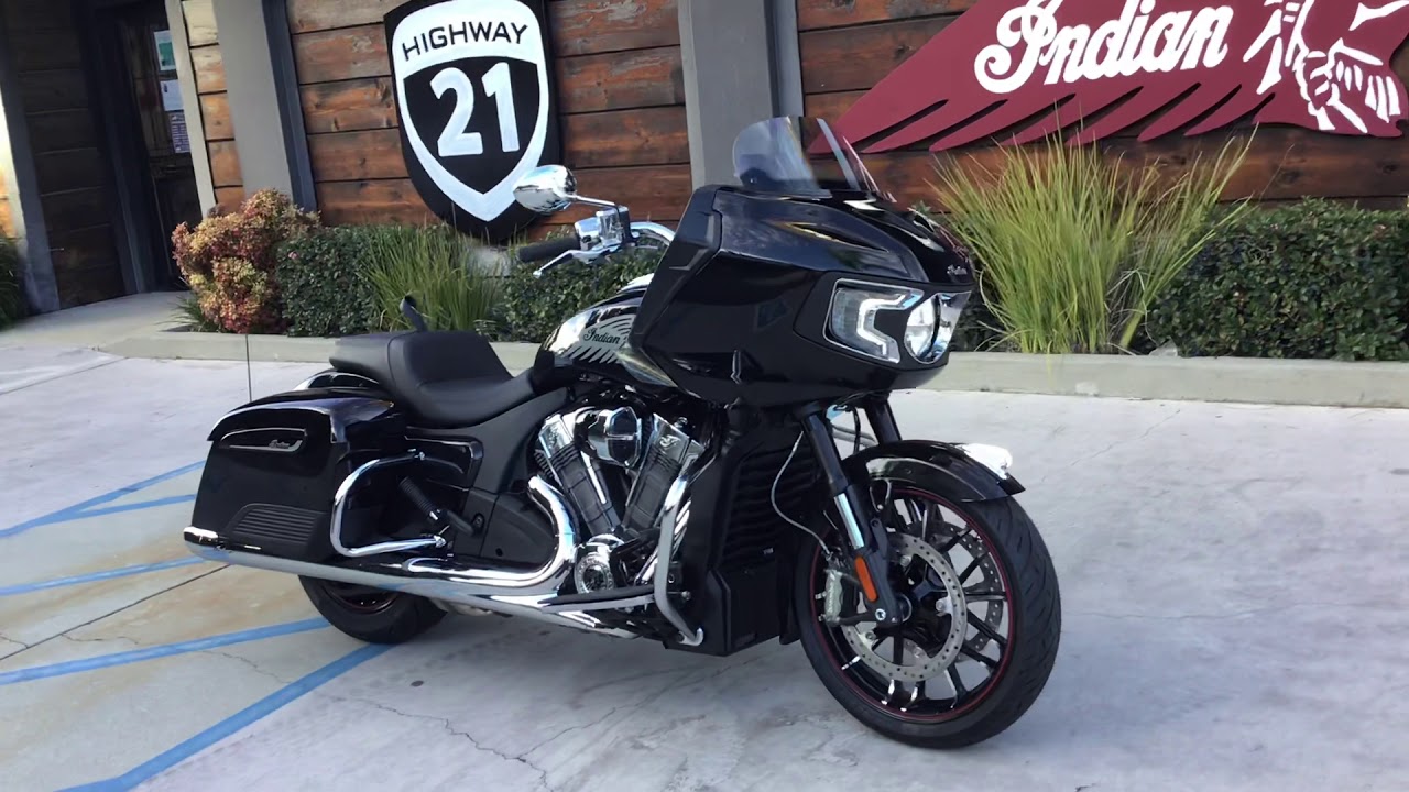 2021 Indian Motorcycle Challenger Limited in Thunder Black Pearl for Sale in Orange County, CA