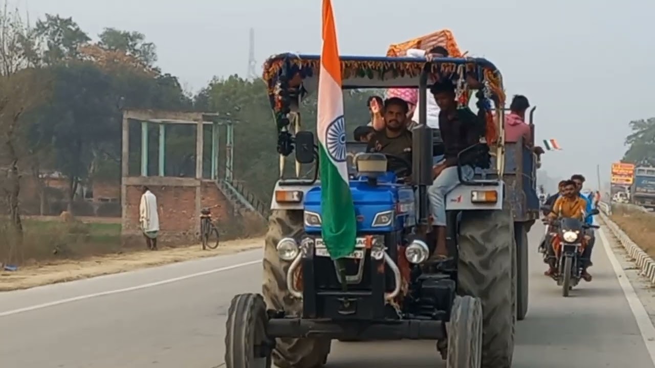 tractor se lane gaya mrdah saraswati ji ka  murt tractor se powertac euro 50 #avinashbhaitractor