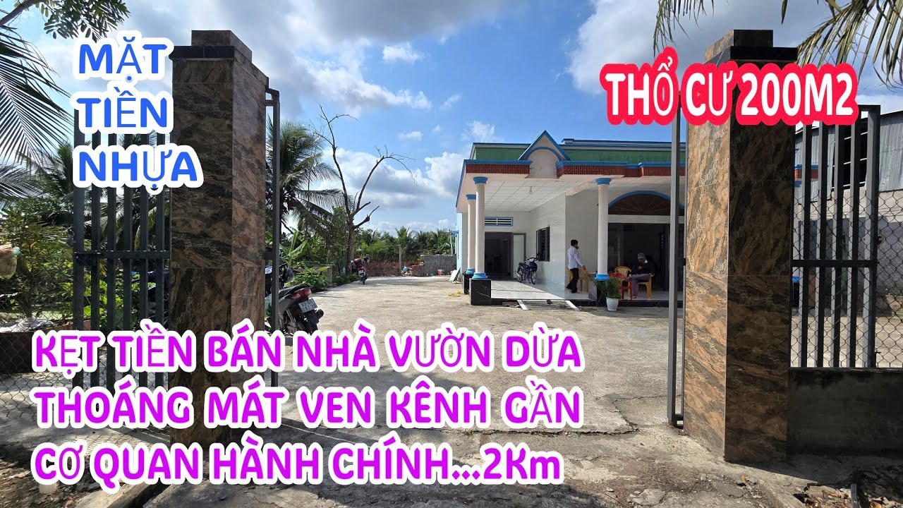 MS:25388 Khu nhà vườn nghỉ dưỡng nằm mặt tiền nhựa - Thổ cư 200m2 ven kênh cực rộng rãi.