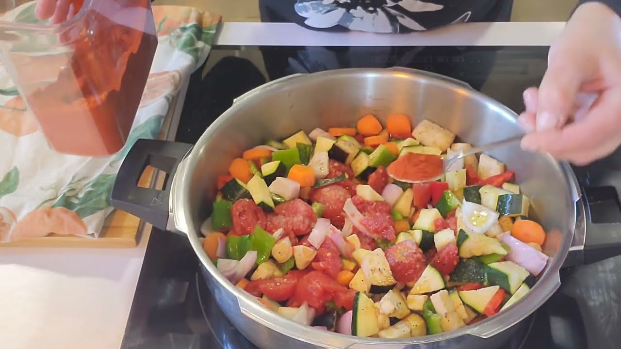 Pisto de verduras en olla rápida y en 2 minutos .