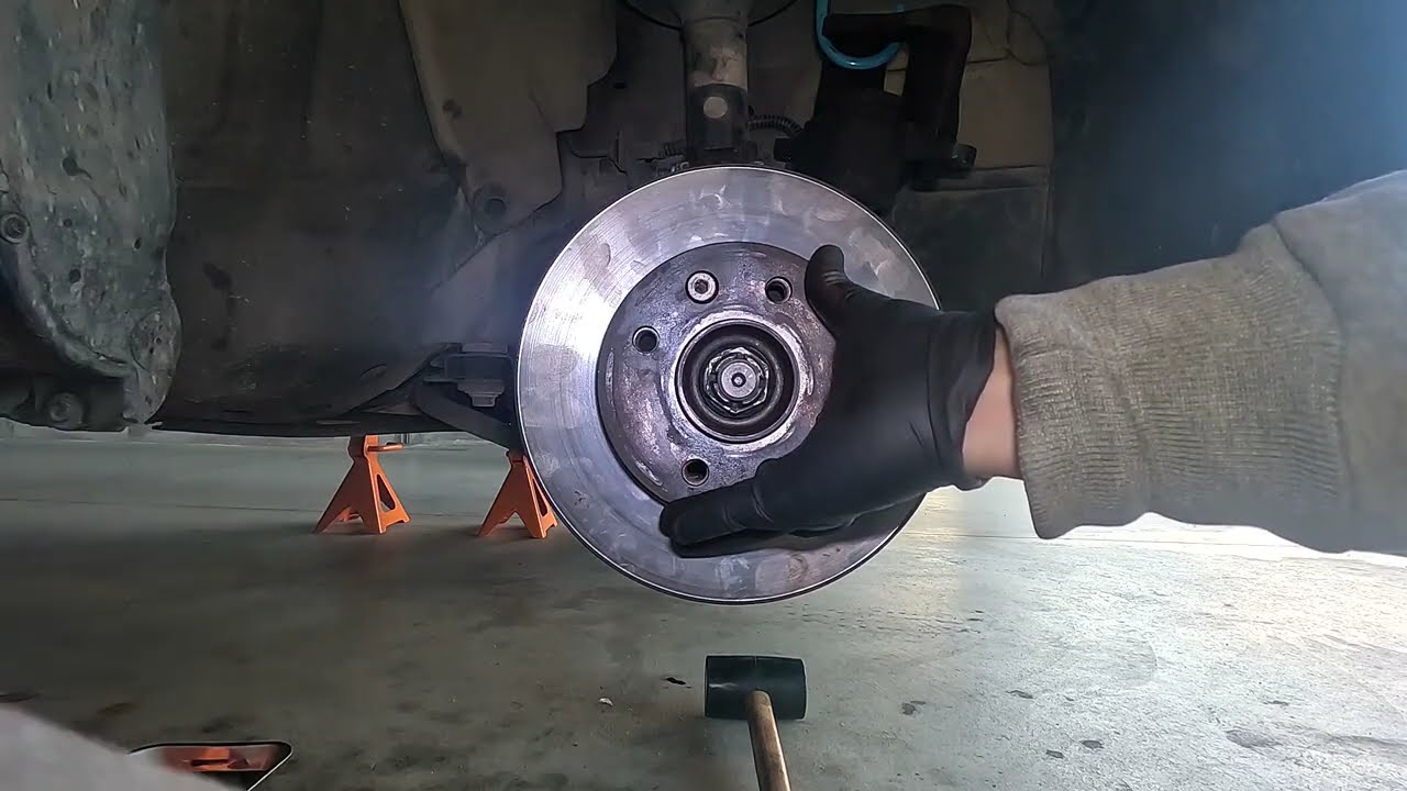 SOSTITUZIONE FUSELLO E MOZZO RUOTA DESTRA ANTERIORE - PARTE II - RENAULT CLIO 2 -