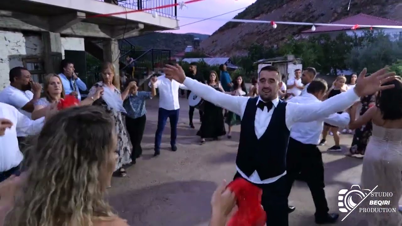 Pjesë nga dasma e Resit