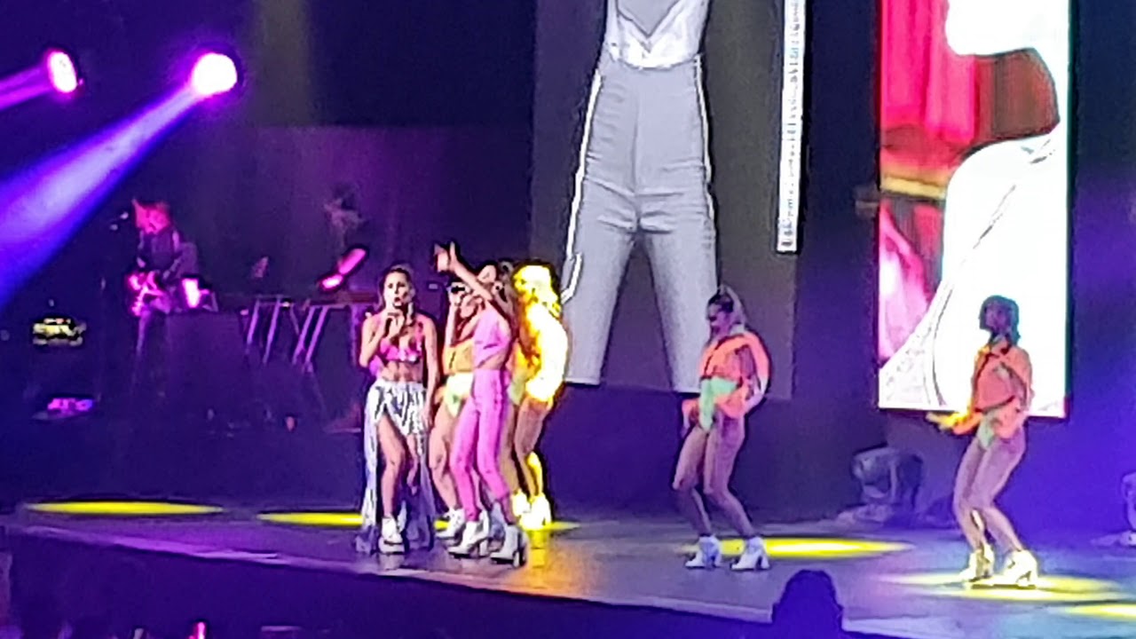 Tini - 22 feat. Greeicy 23/06/2019 @ Movistar Arena