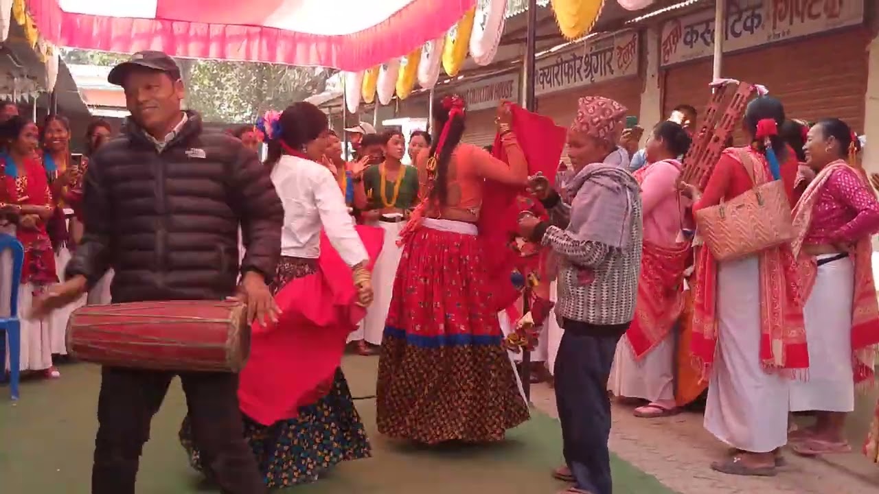 दंगाली थारु नाच #vairal #video