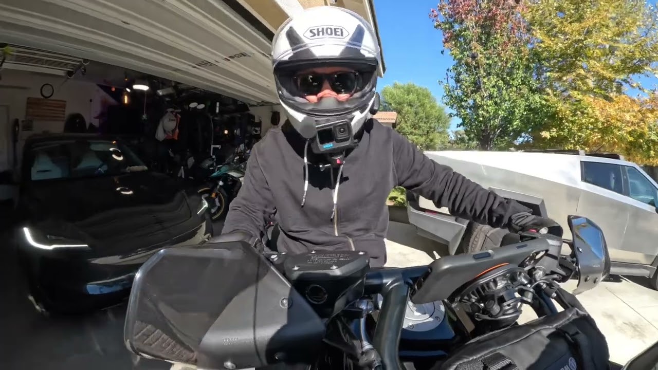 Parking in a Tight Spot K1600B Grand America