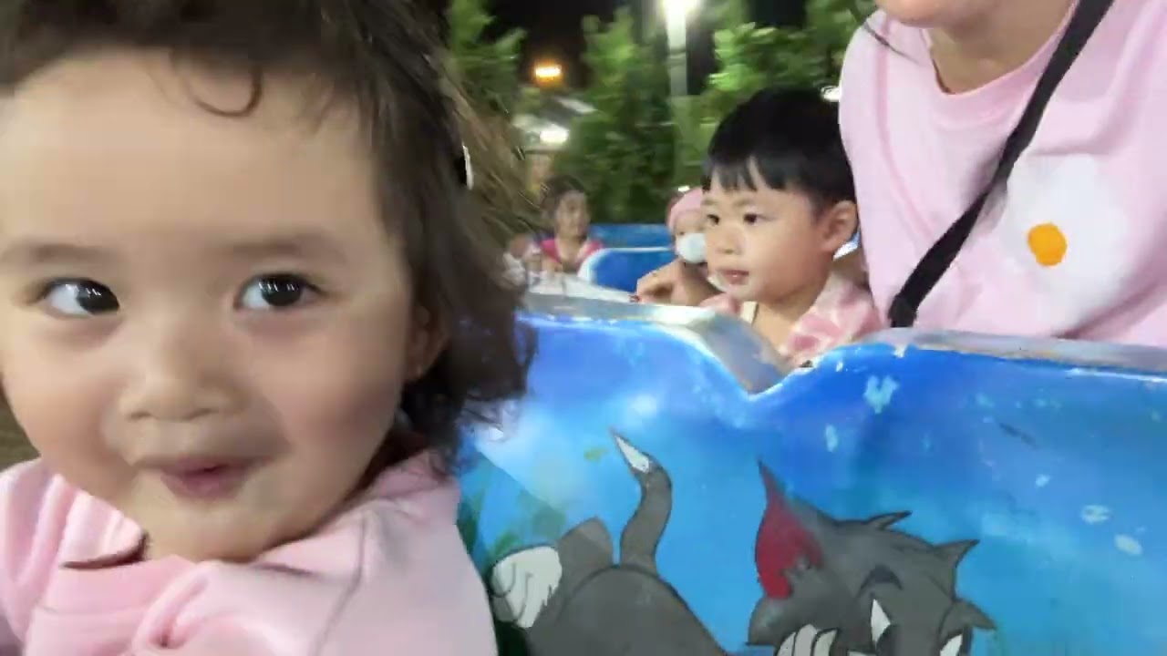 Nay thấy Dino lớn quá 