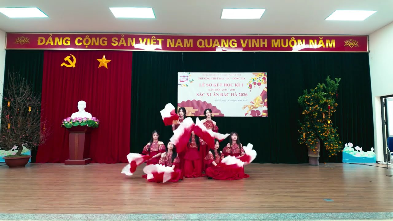 🌿 TIẾT MỤC MÚA “MƠ KHÁCH ĐƯỜNG XA” | LỚP 10D0 – THPT BẮC HÀ 🌿